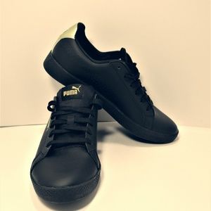 Puma Smash Black/Gold Size 8.5 Woman Shoes.